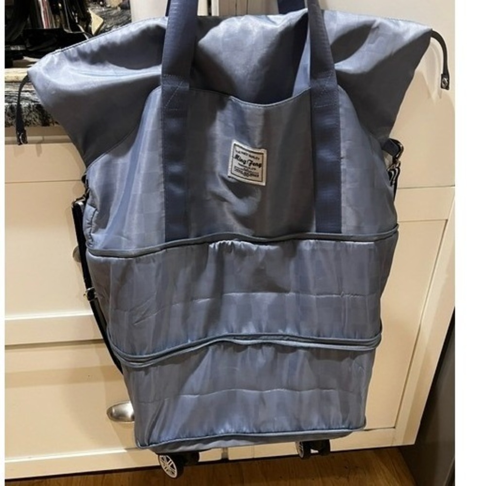 Ming Feng Expandable Rolling Duffel Bag Detachable 360° Wheels Checkered Blue